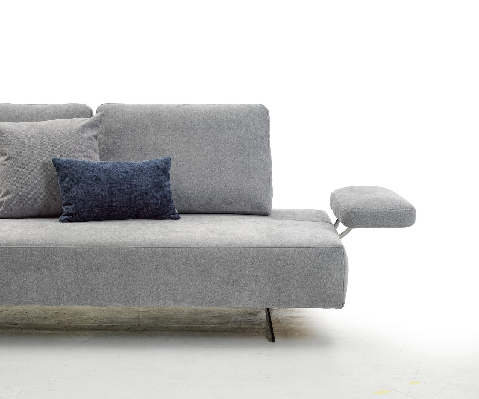 divano-asso-bracciolo-2-2048x1706 divano asso bracciolo 2 2048x1706 1