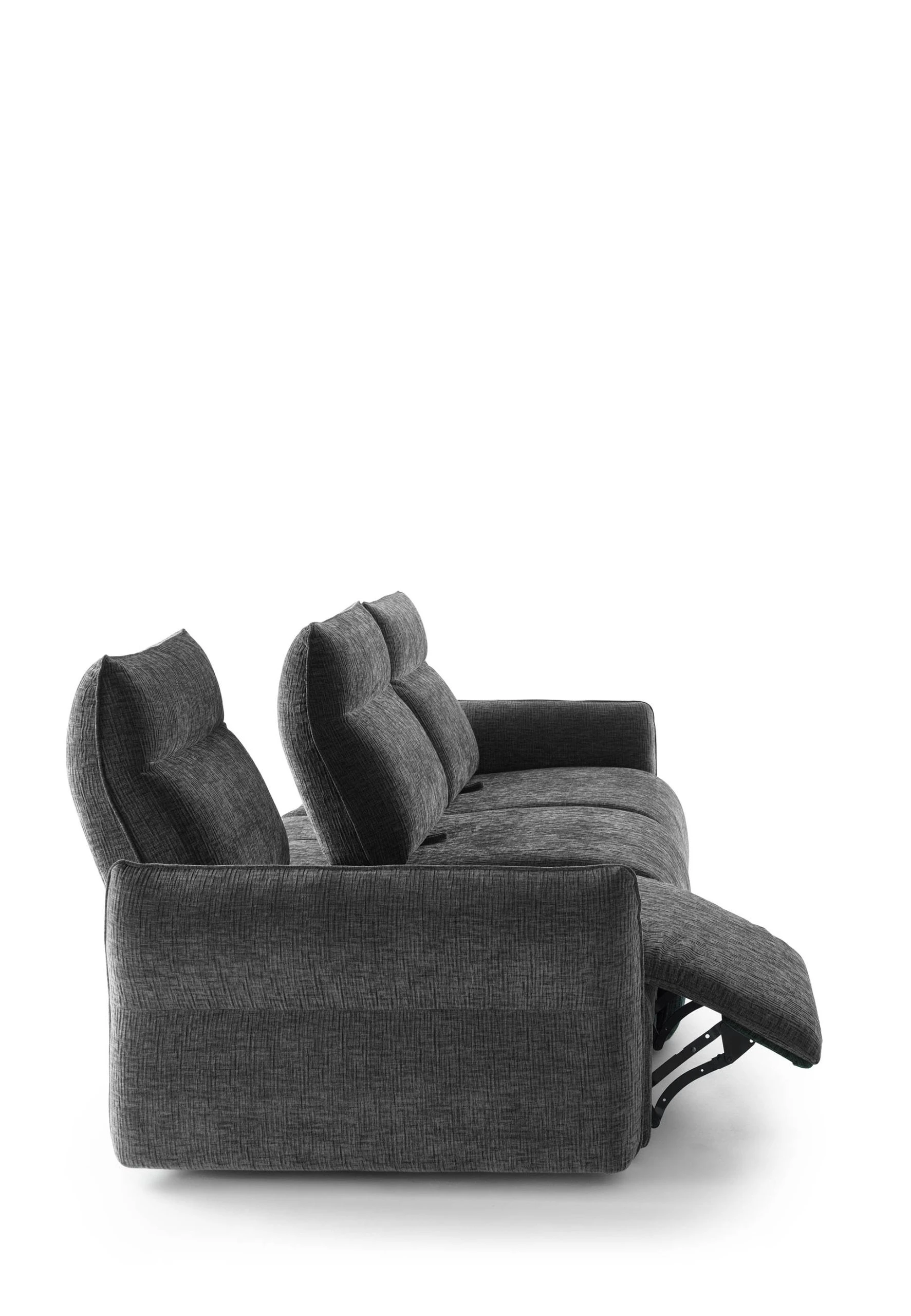 Sofa SIRO 8 Sofa SIRO – modulinė kampinė sofa su reguliuojamais galvūgaliais ir „Memory Foam“ sėdynėmis